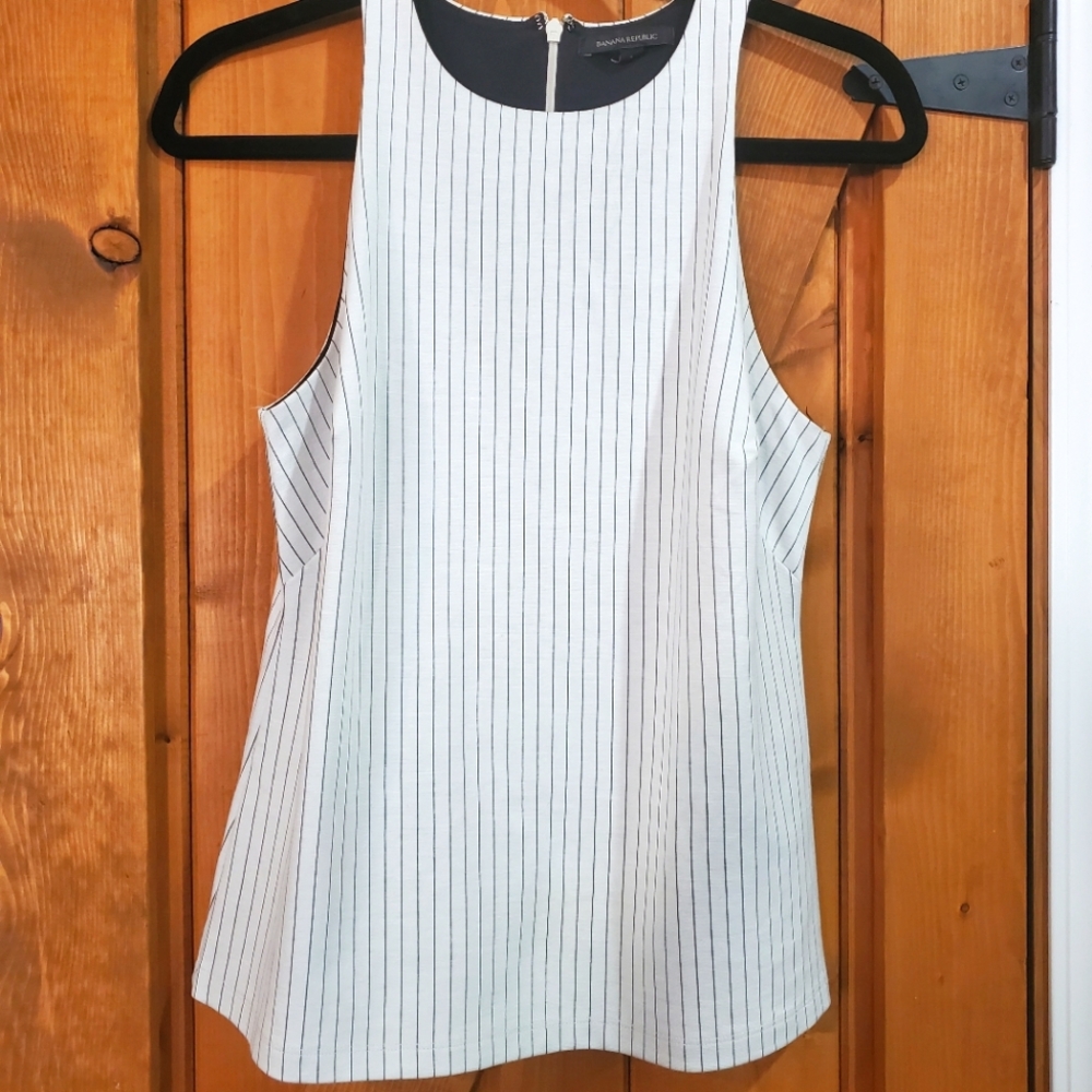Banana Republic tailored-fit sleeveless top